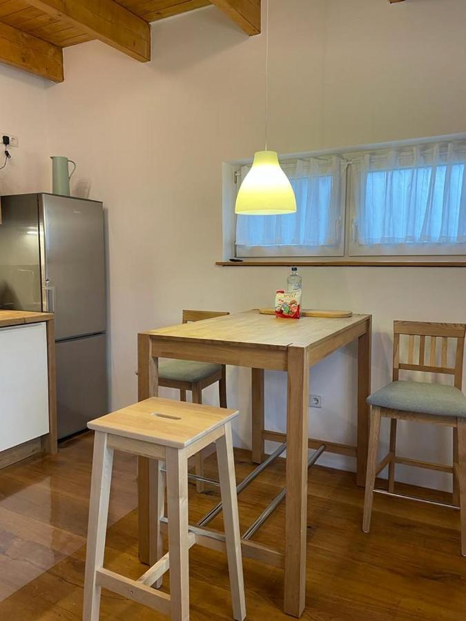 Ferienwohnung Im Stadtzentrum Von Bernau - Komfortable Wohnung Mit 2 Zimmern, Bad, Spuelmaschine, Waschmaschine, Komplette Kueche, Wlan, Terrasse, Ruhige Lage Bernau bei Berlin Eksteriør bilde