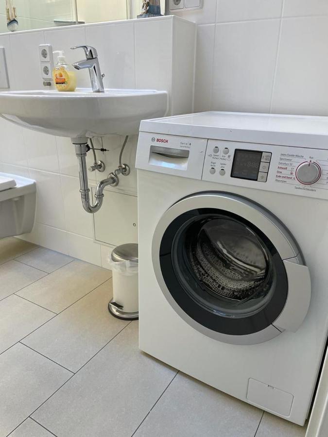 Ferienwohnung Im Stadtzentrum Von Bernau - Komfortable Wohnung Mit 2 Zimmern, Bad, Spuelmaschine, Waschmaschine, Komplette Kueche, Wlan, Terrasse, Ruhige Lage Bernau bei Berlin Eksteriør bilde