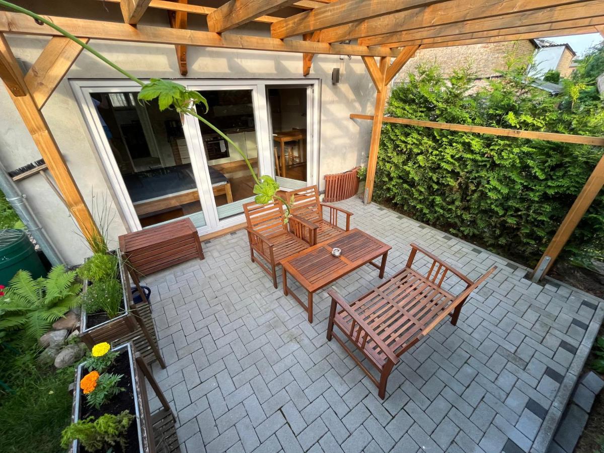 Ferienwohnung Im Stadtzentrum Von Bernau - Komfortable Wohnung Mit 2 Zimmern, Bad, Spuelmaschine, Waschmaschine, Komplette Kueche, Wlan, Terrasse, Ruhige Lage Bernau bei Berlin Eksteriør bilde